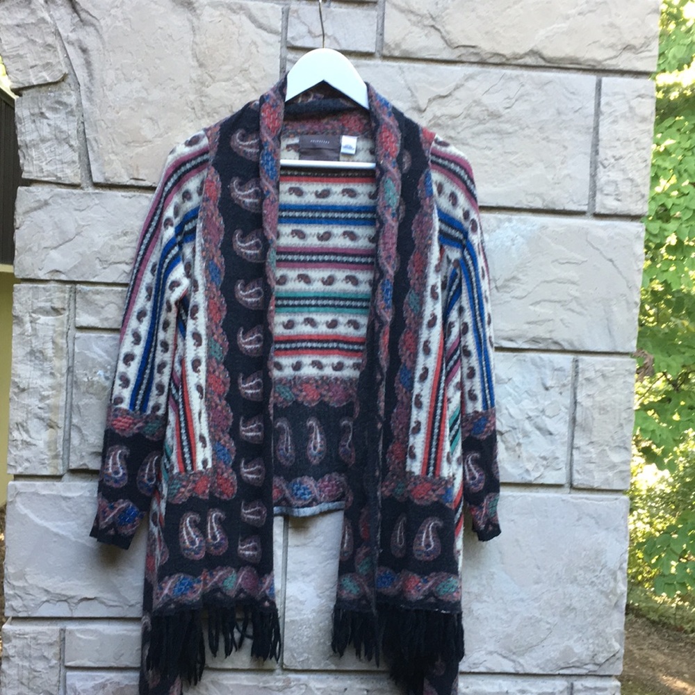 Anthropologie fringed sweater